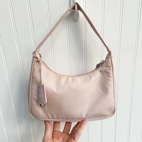 Prada Re-Edition 2000 Pink Nylon Shoulder Mini Bag Logo Plaque Zipper Purse - Picture 8 of 11